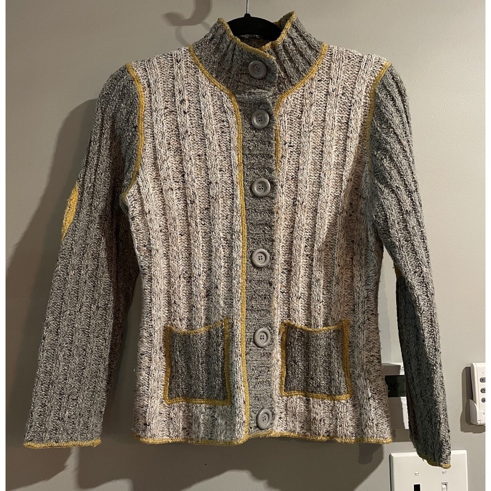 Anthropologie One Girl Who Sweater Long Sleeve Button Up Cardigan‎ Medium